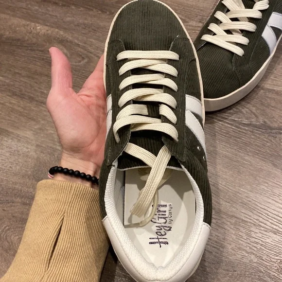 NEW Corkys Corduroy Sneakers with White Stripes size 9 - Picture 2 of 4